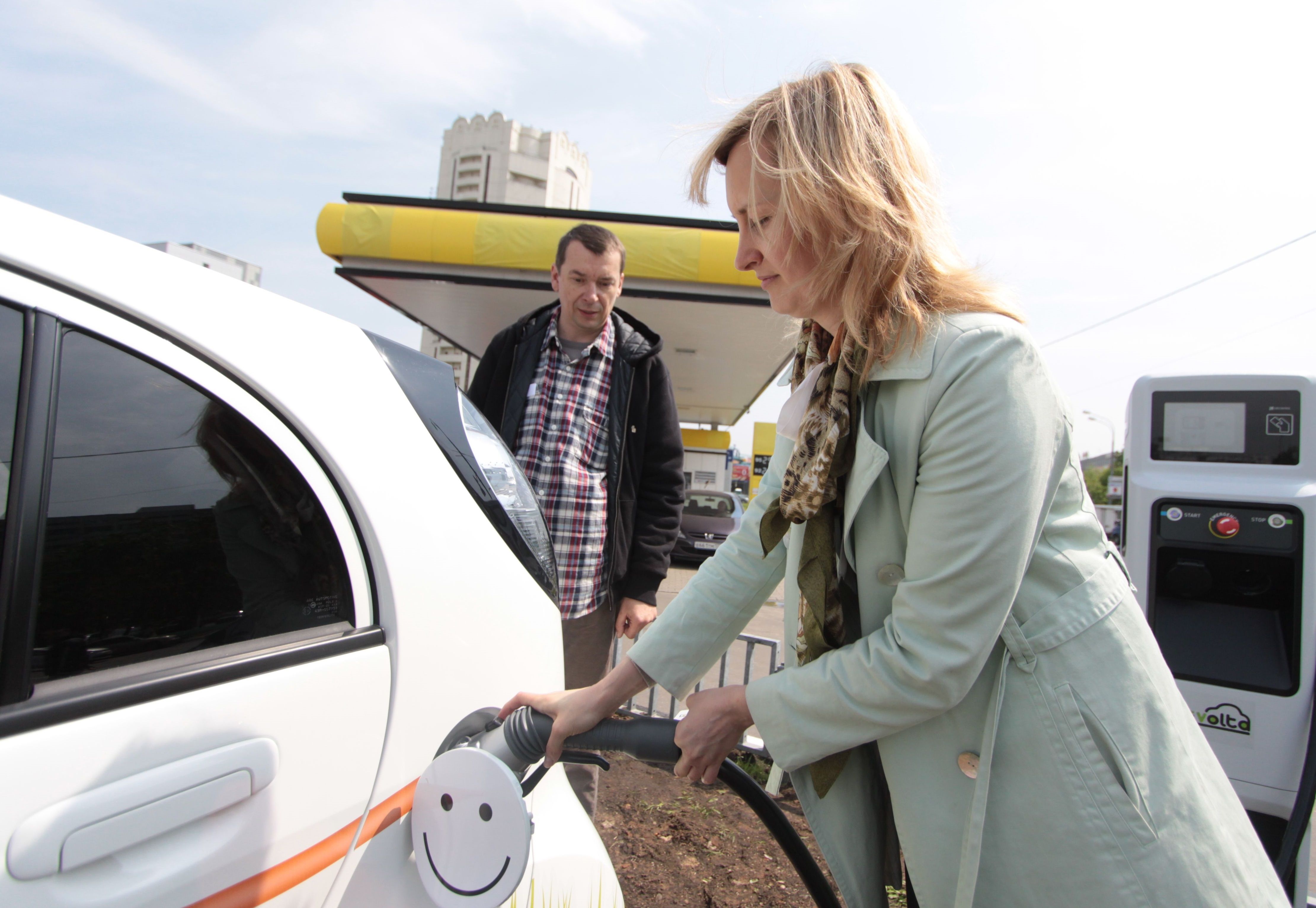 Владельцев электромобилей в Москве освободили от налога